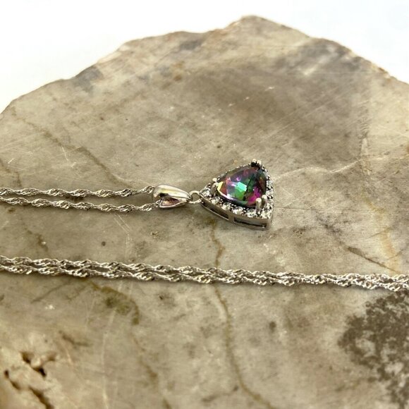 Sterling Silver 925 Trillion Cut Mystic Quartz Pendant Necklace 18" Rope Chain - Picture 4 of 16